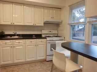 195 4th St, Cresskill, NJ 07626