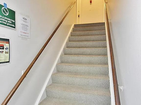 4th image of 3 Simmons St #6