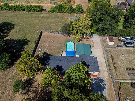 3rd image of 1306 N Evenside Ave