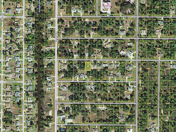 3rd image of 21475 Seaton Ave