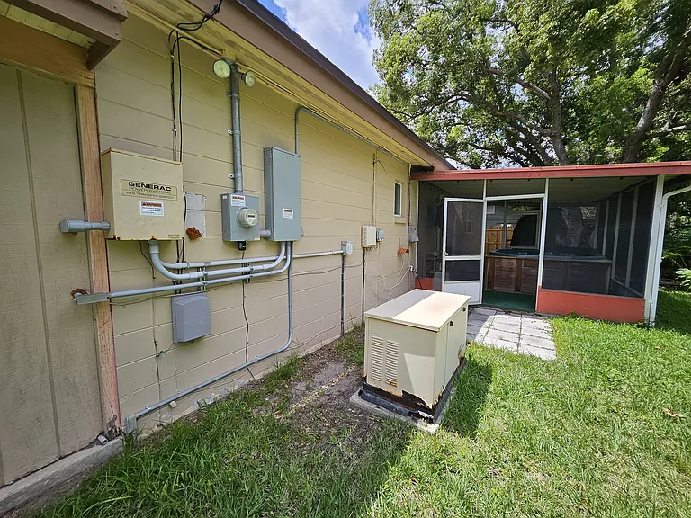 Whole home propane generator