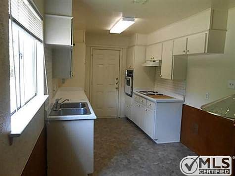 4th image of 6908 Sandalwood Ln