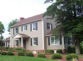 7166 Main St, Gloucester, VA 23061