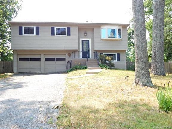 2nd image of 33 Brown Ave