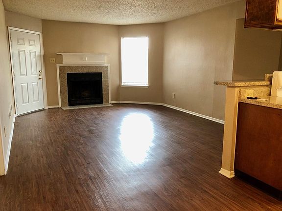 2nd image of 322 Audra Ln APT A