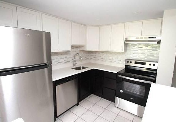 2nd image of 500 Hoodridge Dr #88203f458