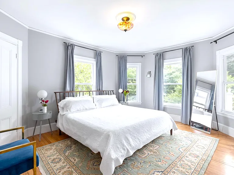252 State St — Photo 14