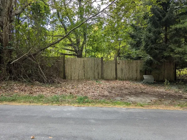 366 Point Rd, Marion, MA 02738