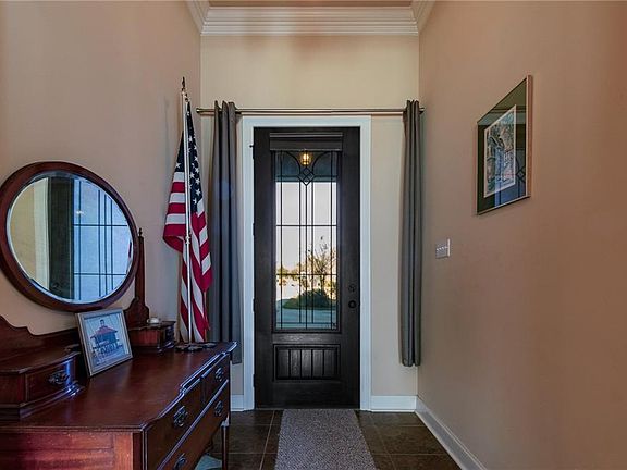 3rd image of 20188 Thornwood Dr