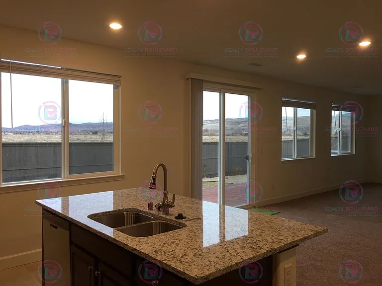 2561 Bridgetown Loop — Photo 3