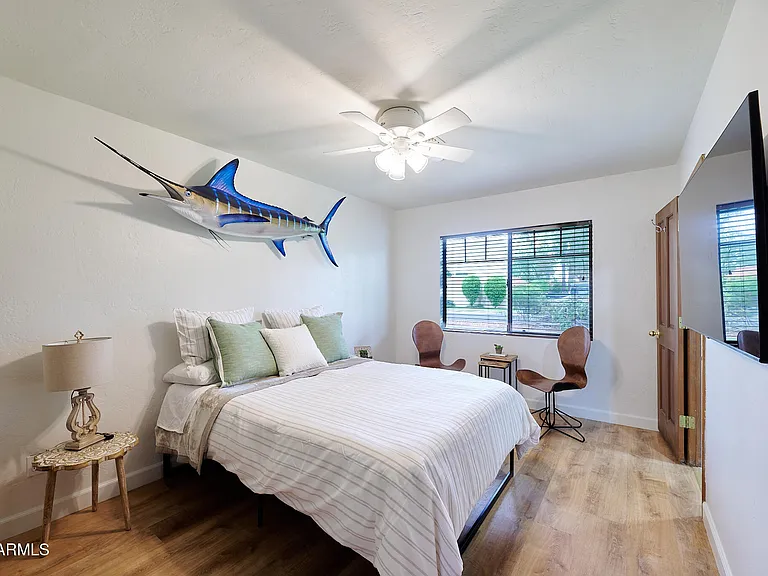 1708 E Montebello Ave — Photo 18