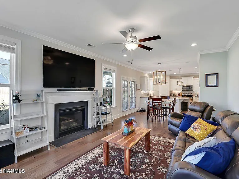 36 Milano Ct — Photo 12