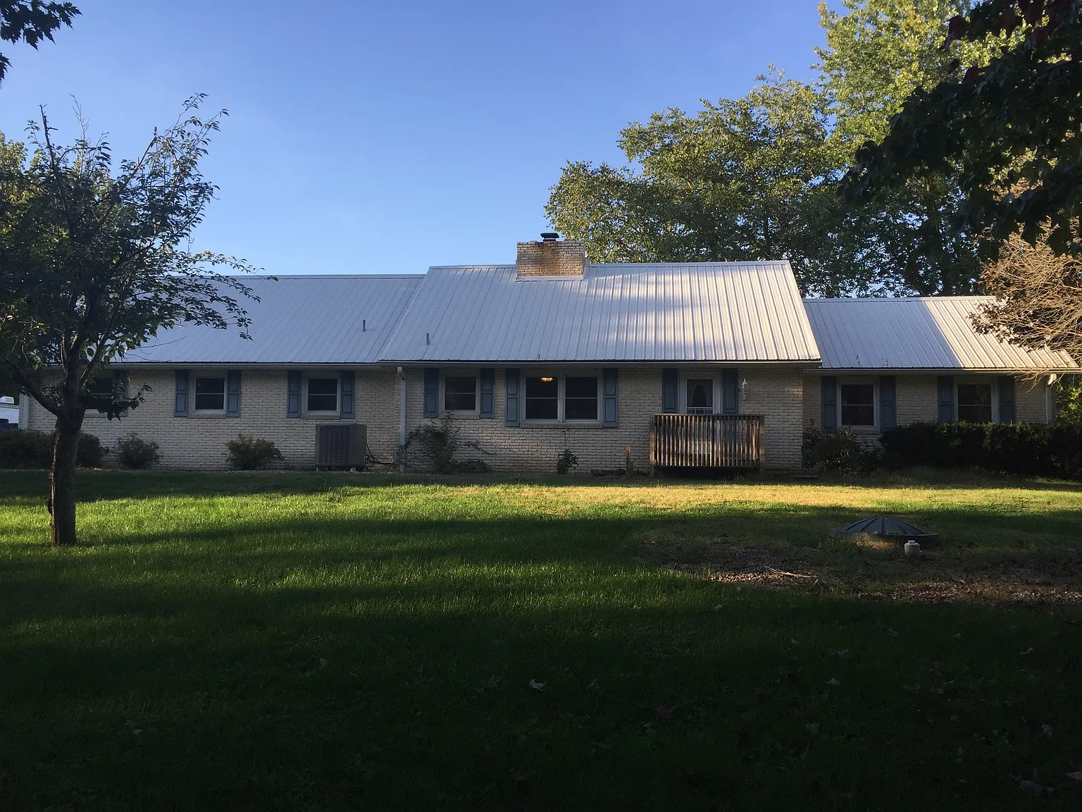 1516 W North Shore Dr photo 1