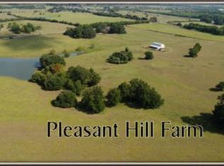 280 Farm House Ln, Brenham, TX 77833