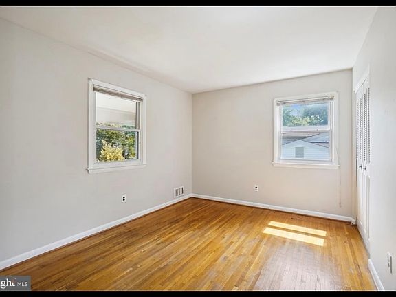 3rd image of 13516 Carmel Ln