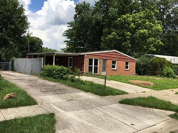 2nd image of 1580 Huxley Dr