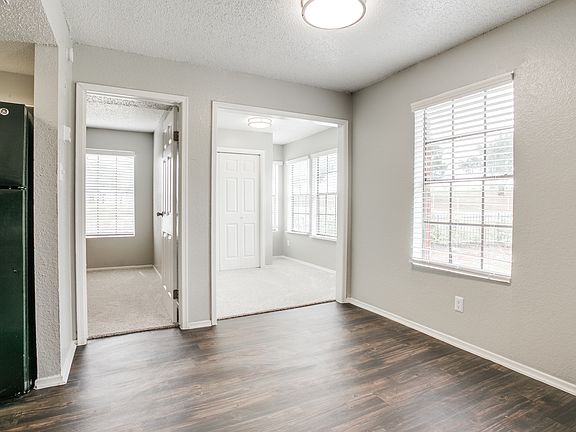 5th image of 6011 Oakland Hills Dr #906