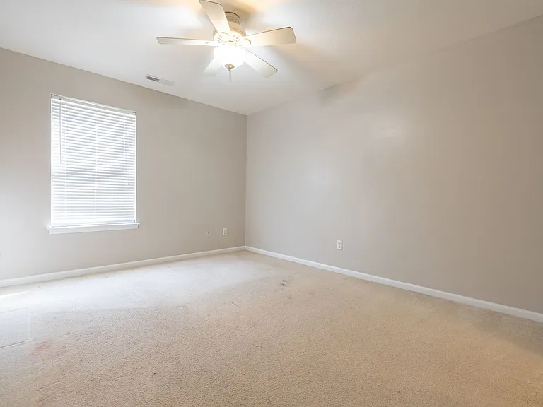 4022 Holston Ct — Photo 35