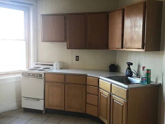 5th image of 4814 N Broad St #3-F