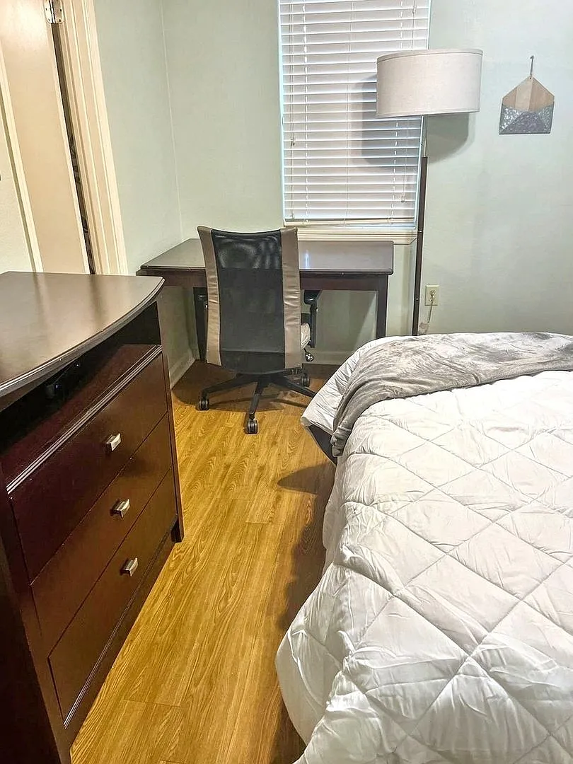Charming 1BR Apartment in Little Rock — Photo 2