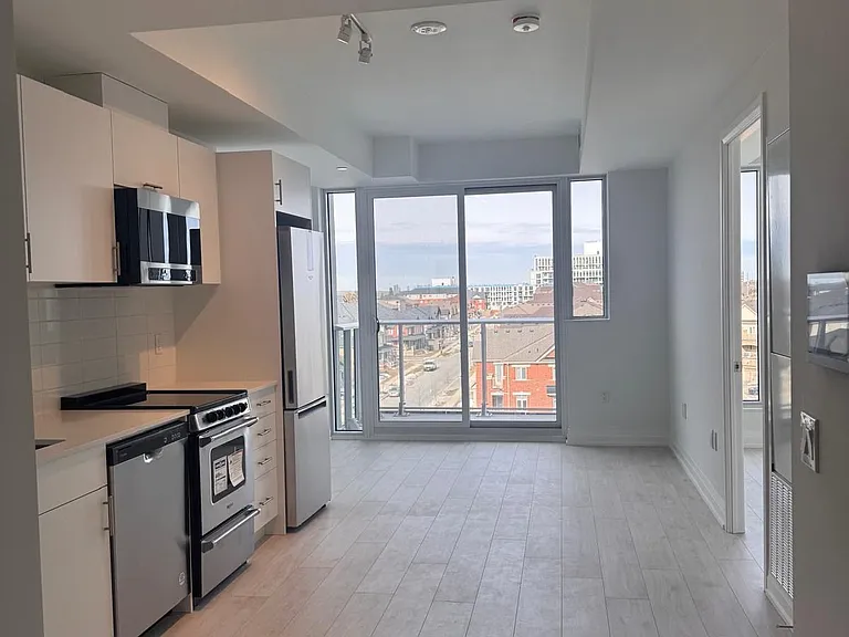 412 Silver Maple Rd #622 — Photo 3