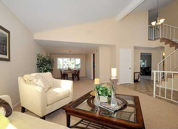 3rd image of 6223 Radcliffe Dr