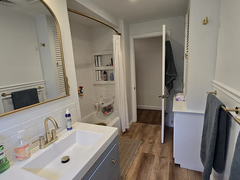 55 Eldred St — Photo 20