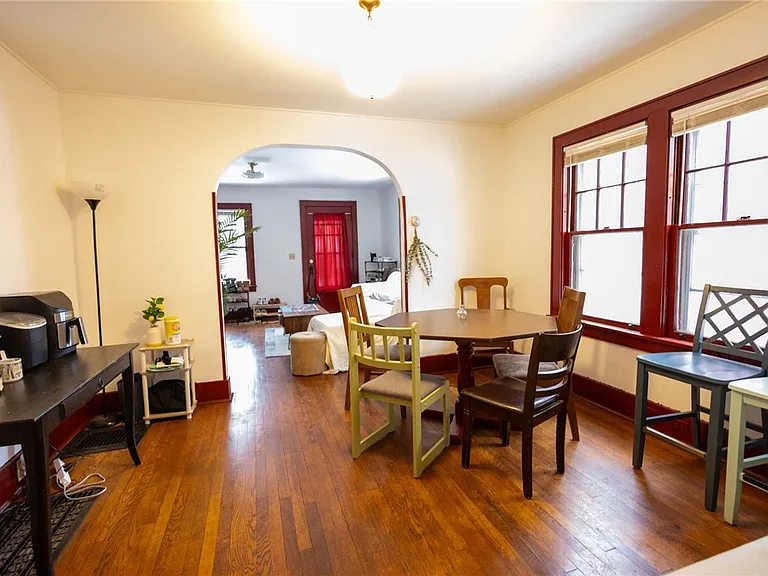 610 Mitchell St — Photo 8