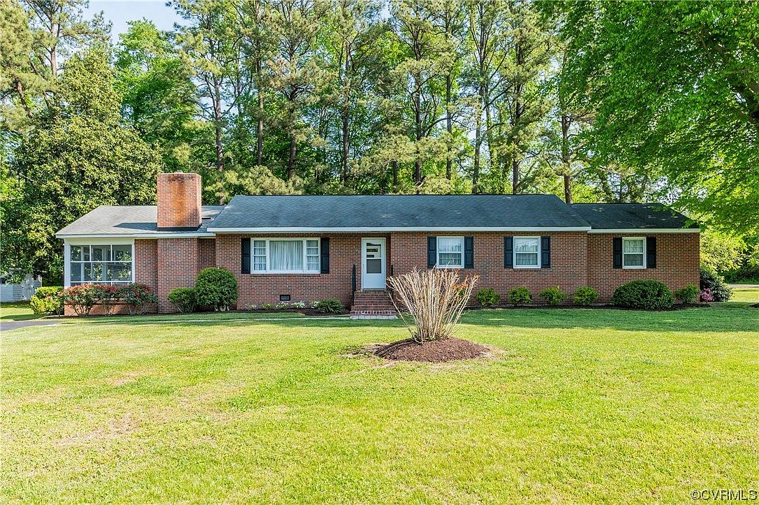 100 Mechumps Dr, Ashland, VA 23005 Zillow