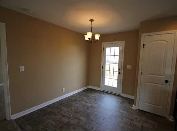 4th image of 1391 Jenny Ln