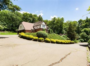 1585 Meriden Ave, Southington, CT 06489
