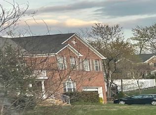 9018 Igoe St, Lorton, VA 22079