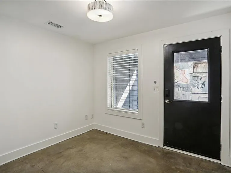 21 Skyline Way NE — Photo 9