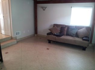 535 Box Canyon Rd, West Hills, CA 91304