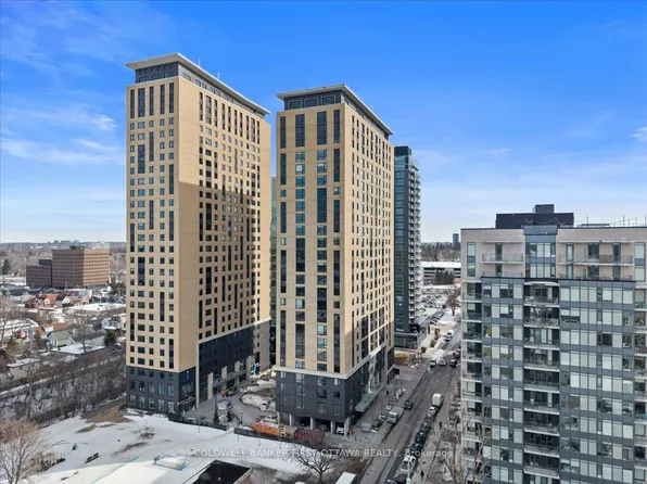 105 Champagne Ave S #2308, Ottawa, ON K1S 5E5