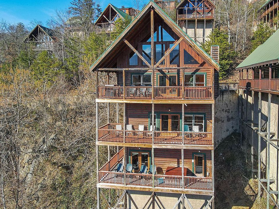 2nd image of 4511 Forest Vista Way