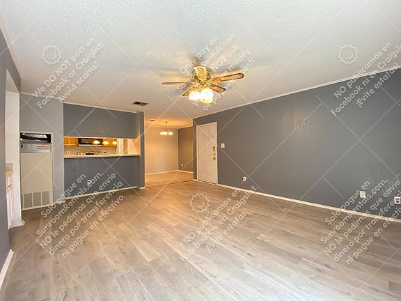 4th image of 1202 Thorpe Ln APT 205