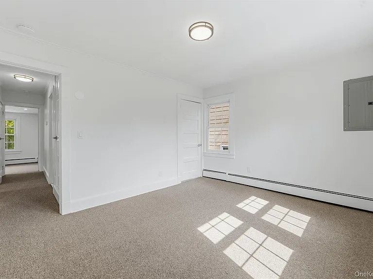 6 North St #2 — Photo 8