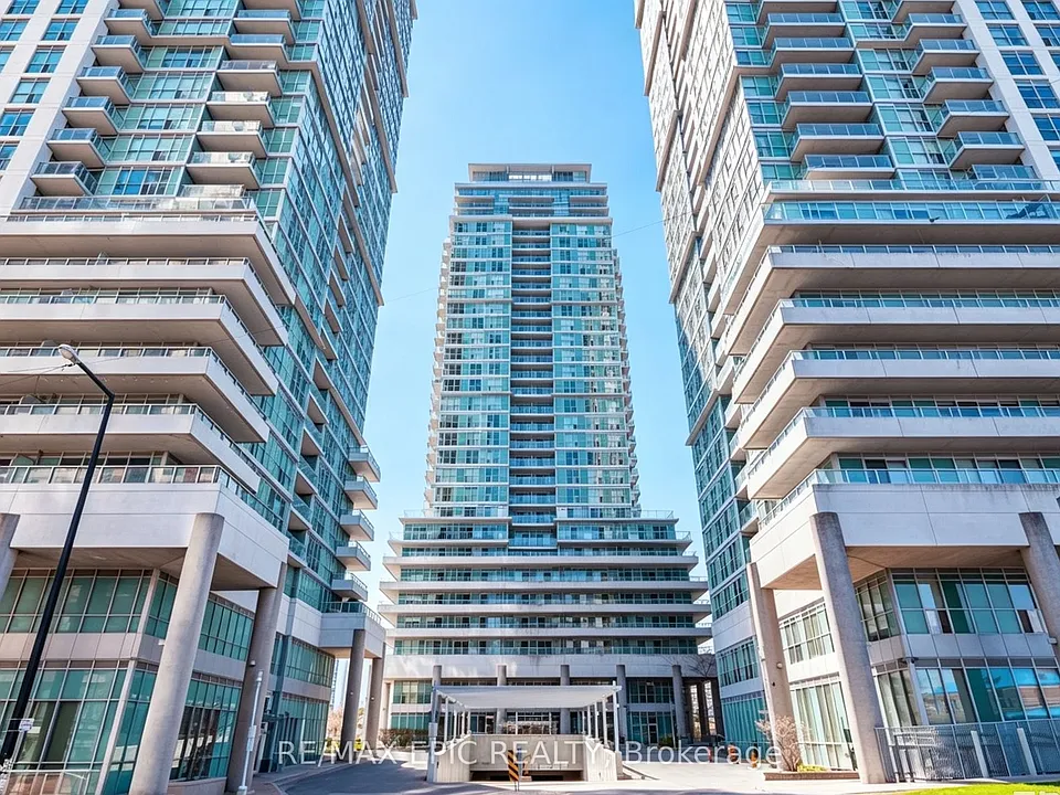 60 Town Centre Ct #405