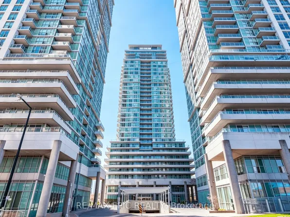 60 Town Centre Ct, Toronto, ON