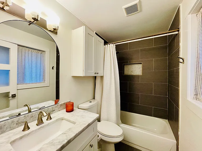 2207 Drew Valley Rd — Photo 12