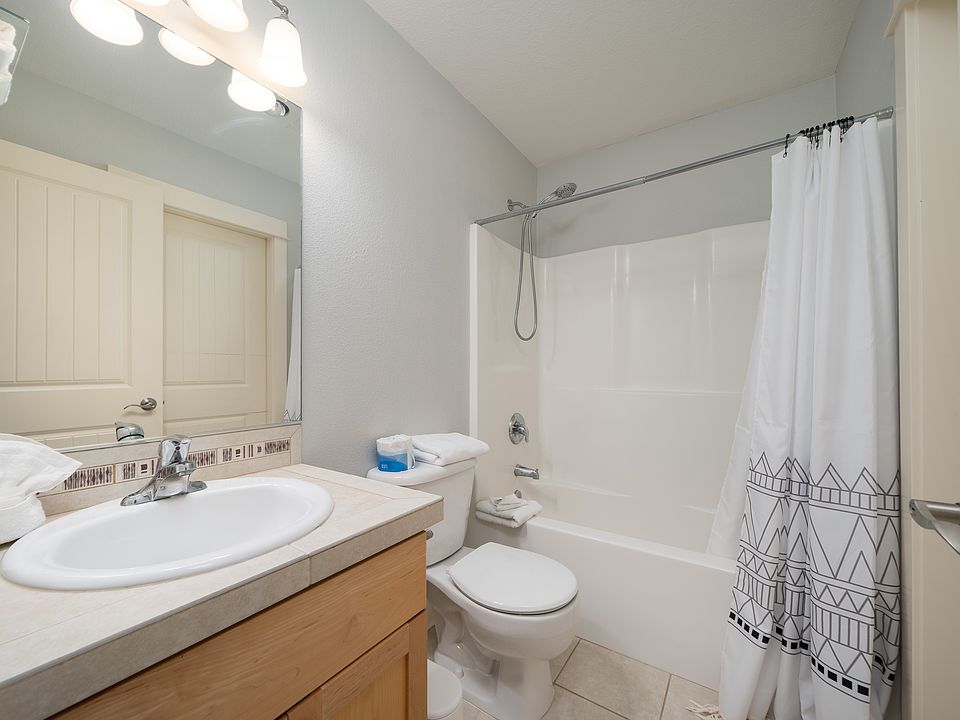 1st image of 1315 NW 14th St #1315