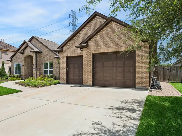 2607 Letrim St, Pearland, TX 77581
