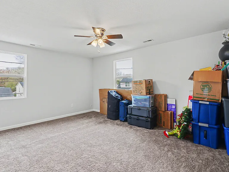 2700 Myrtle Ave — Photo 17