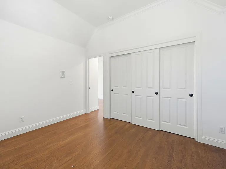 1506 Vancouver Ave — Photo 26