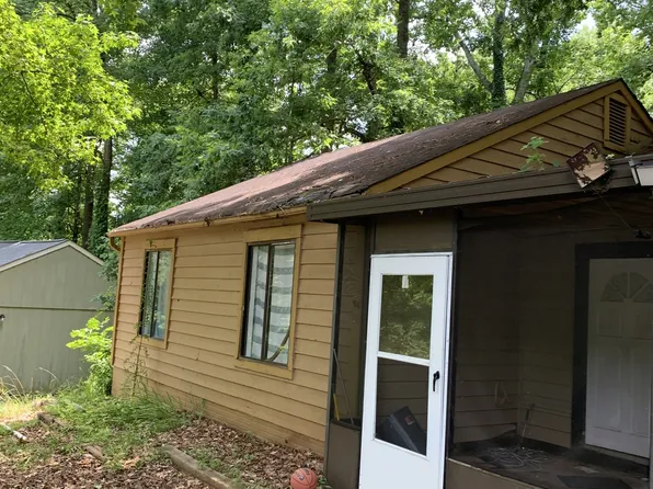 4903 Martins Crossing Rd, Stone Mountain, GA