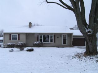 517 S Wagner Ave, Wapakoneta, OH 45895