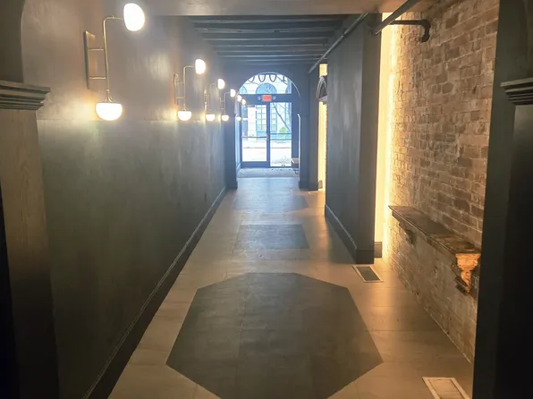 1006 Olive St, Saint Louis, MO