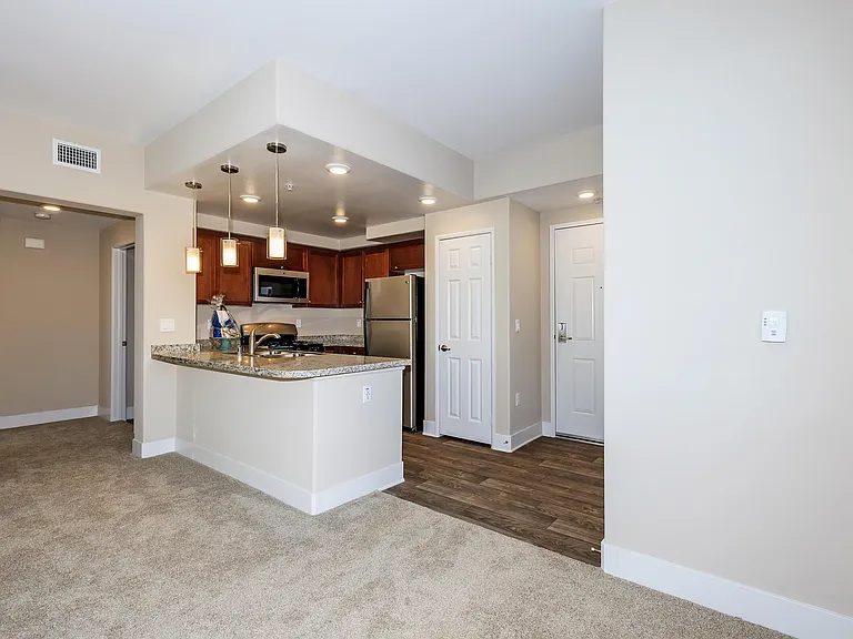 Sendero Gateway Apartment Homes — Photo 62