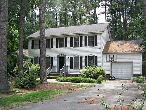 1st image of 106 Woodhaven Ct